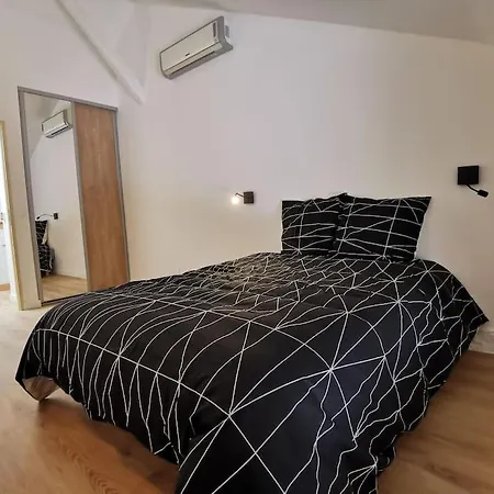Apartment Des Ammonites